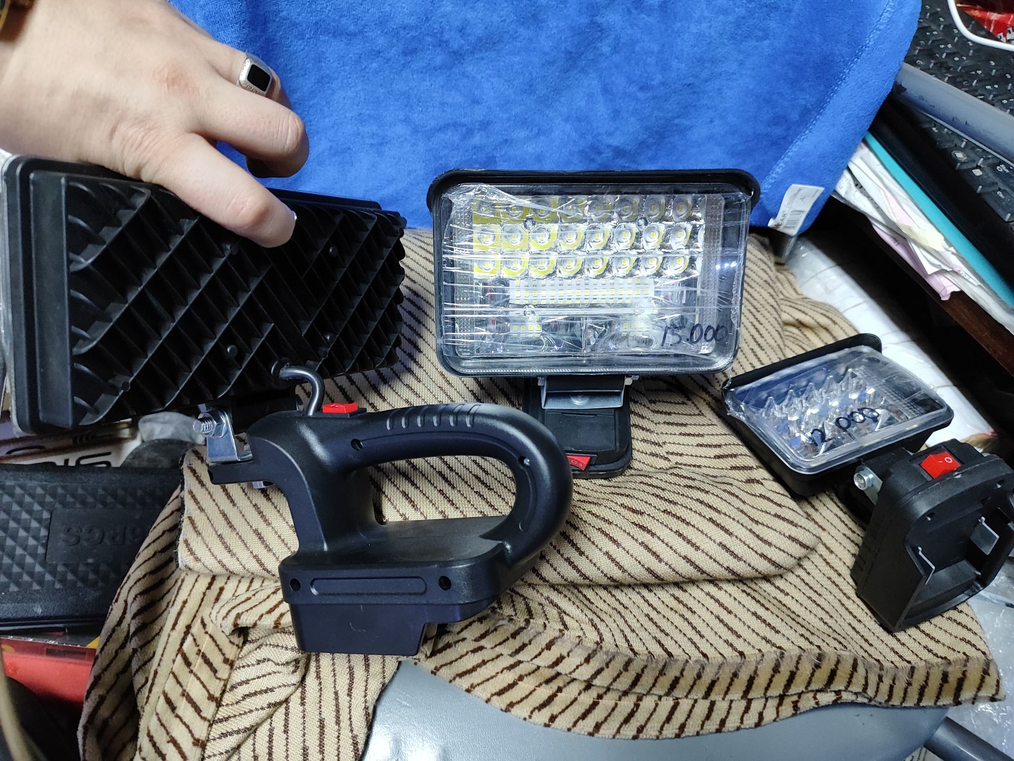 Фонари под аккумулятор Makita разные