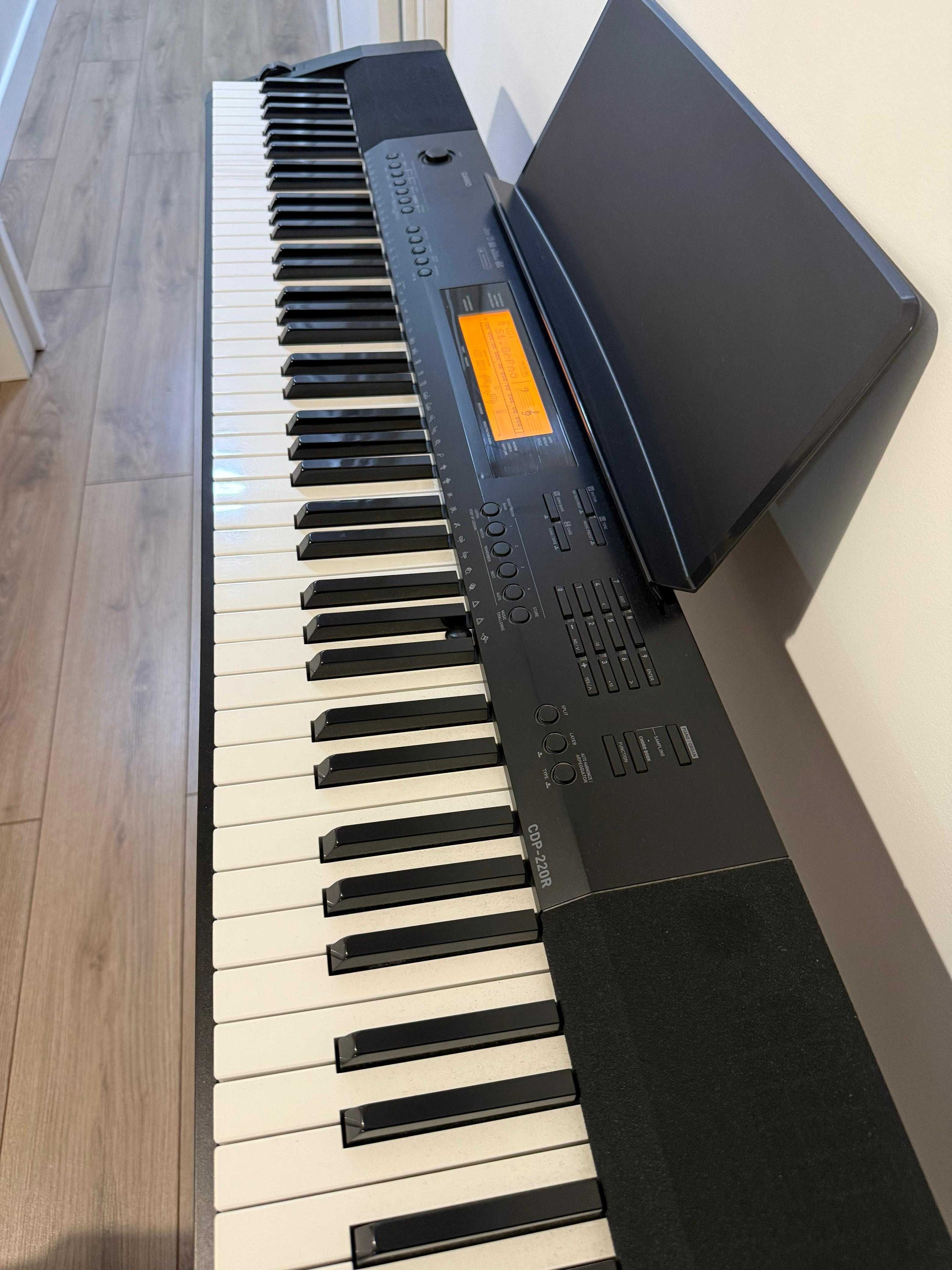 Цифровое пианино CASIO CDP-220R