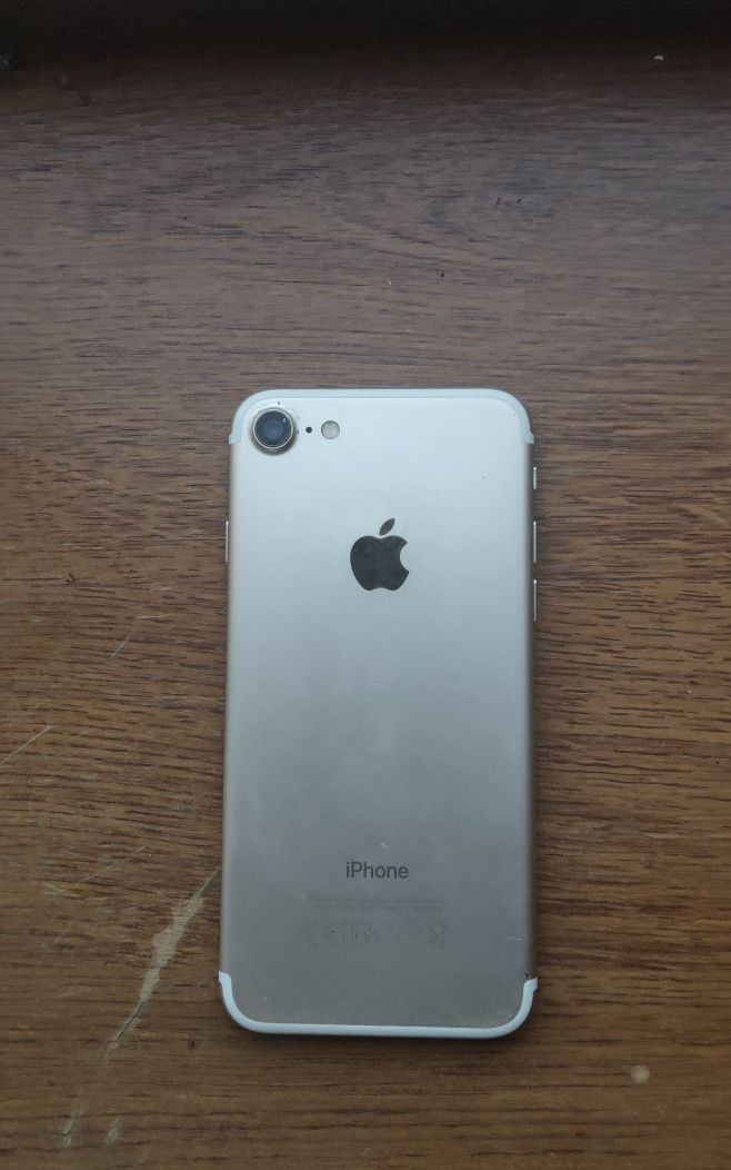 iPhone 7 продаю налом
