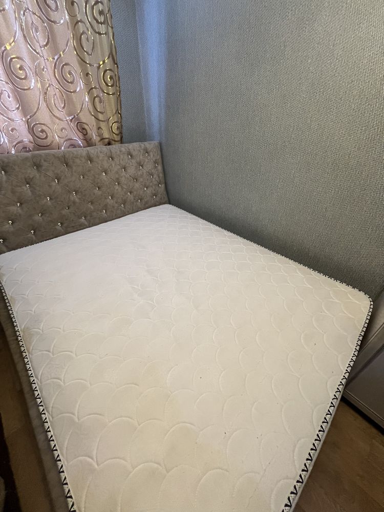 Спальное гаринтур