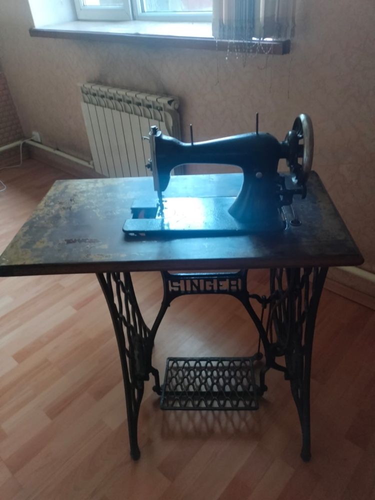 Продам швейную машинку Singer/SINGER