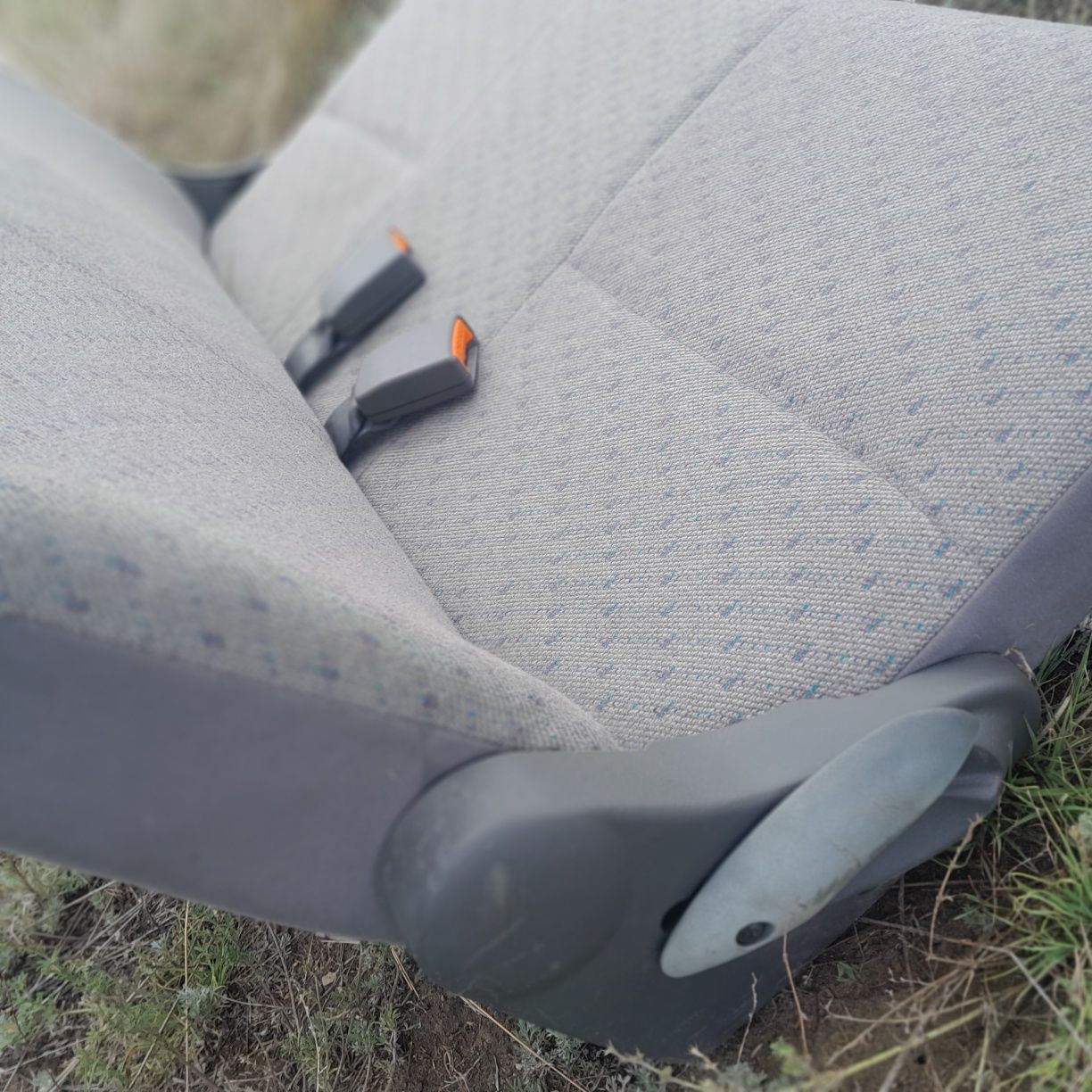Продам задание кресло автомобиль