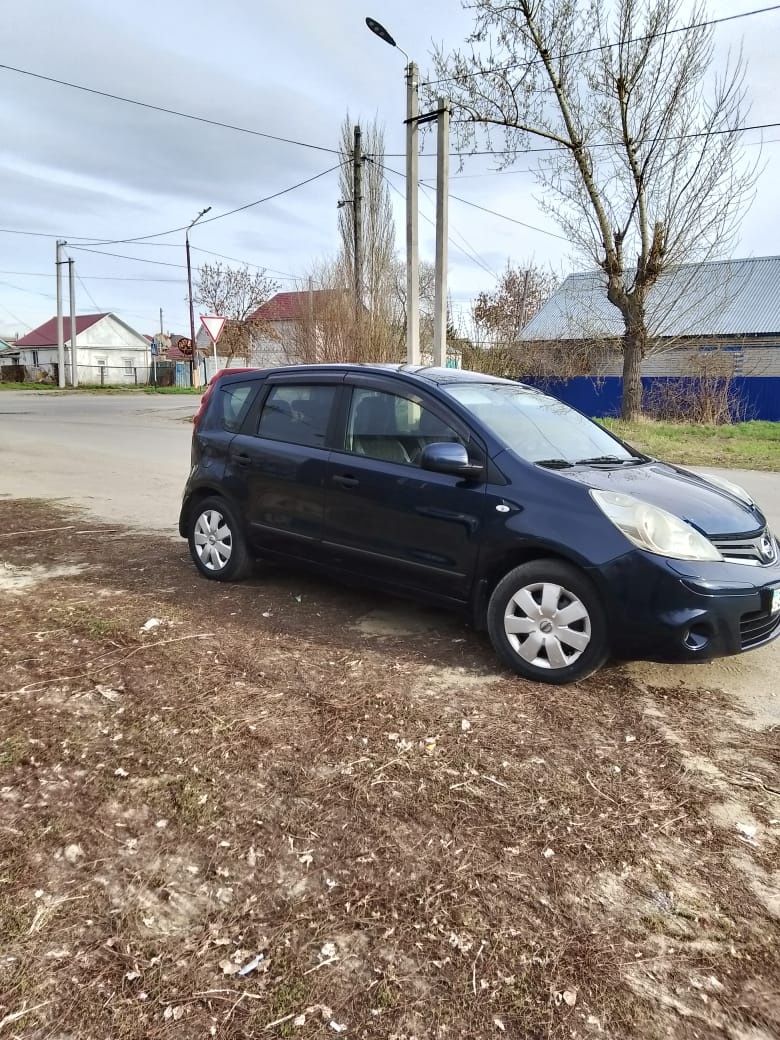 Продам Nissan Note