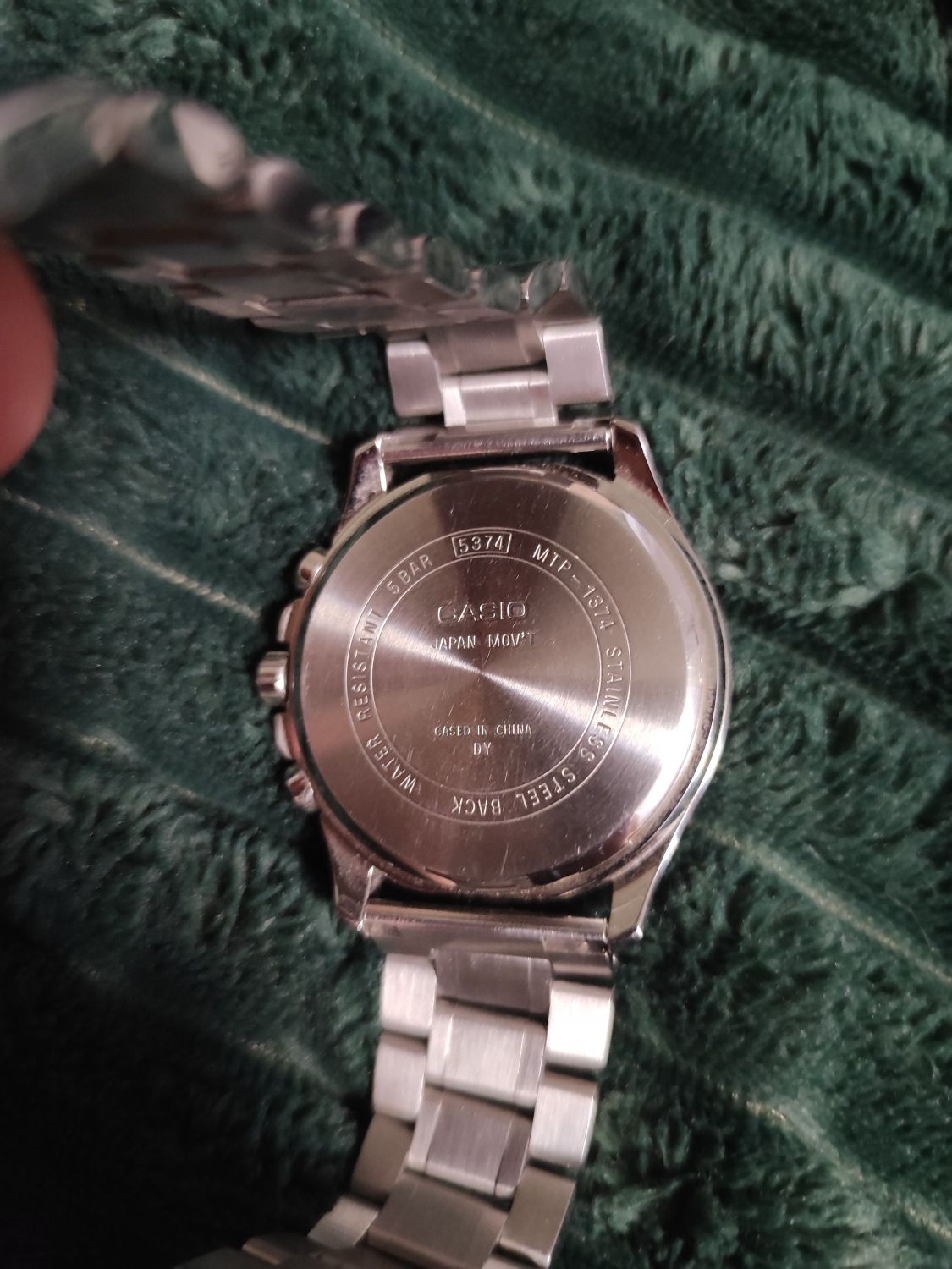 Продам часы casio