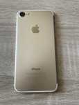 Продам Iphone 7