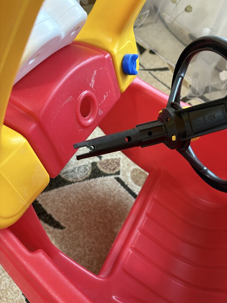 Little Tikes машина детская
