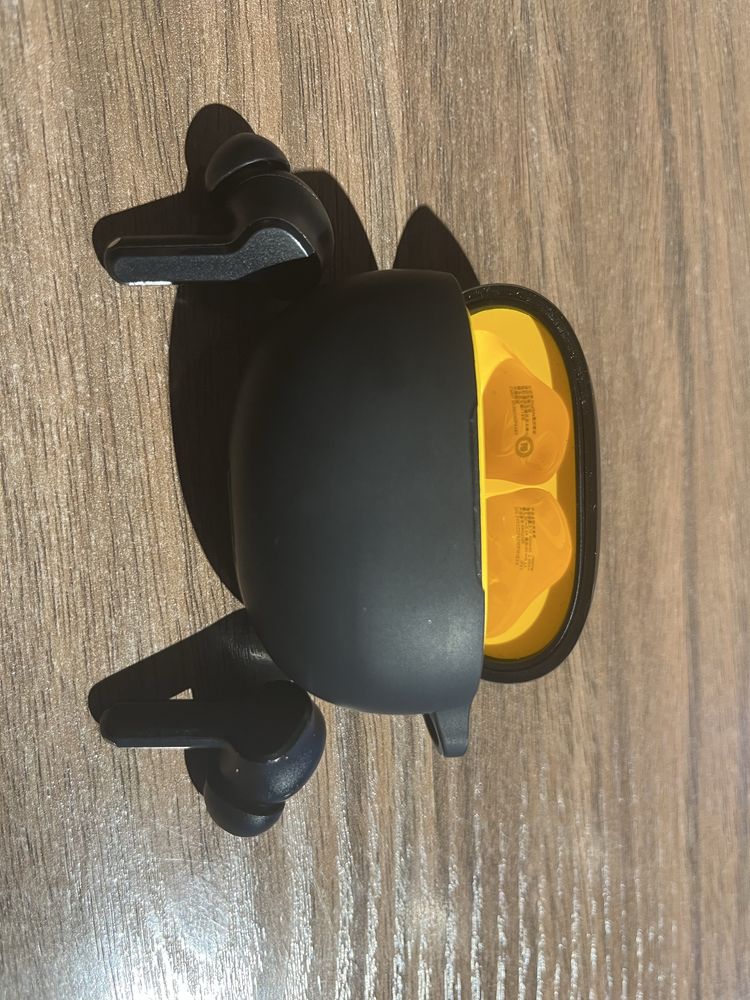 Realme buds t100