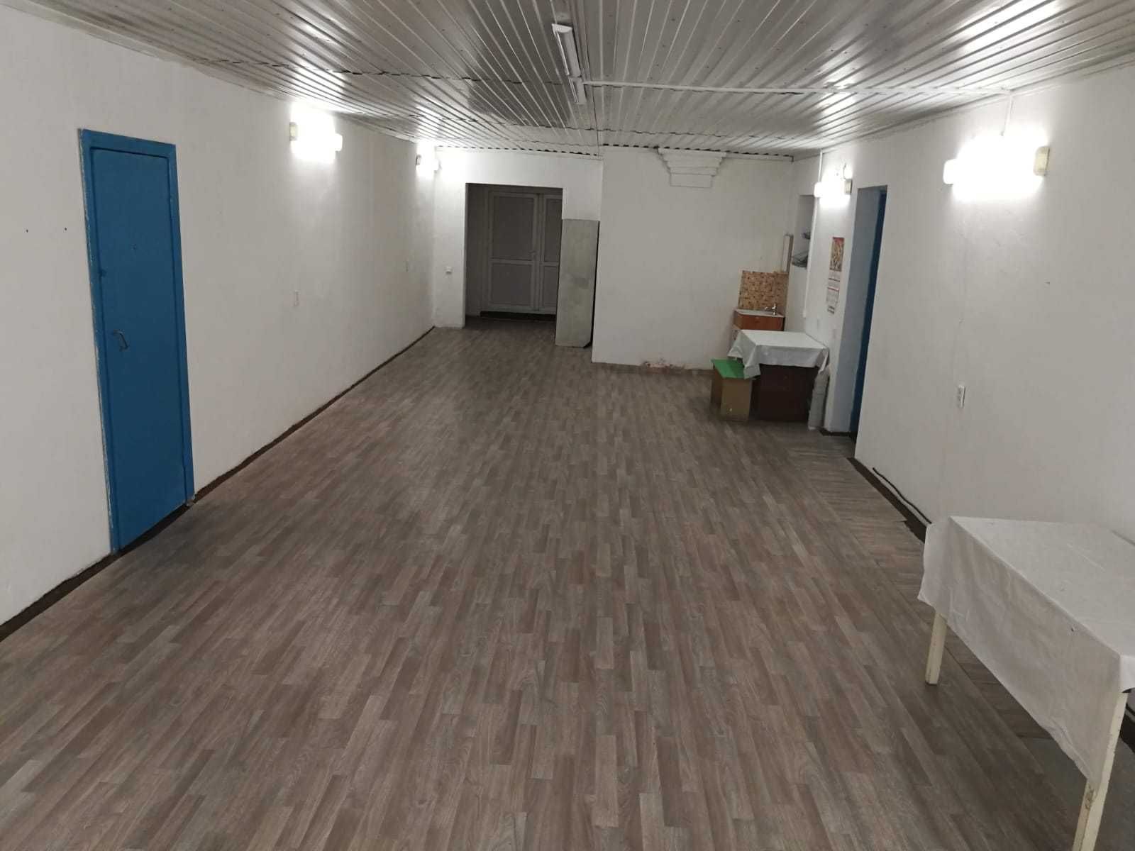 Продам 2-х этажное здание.