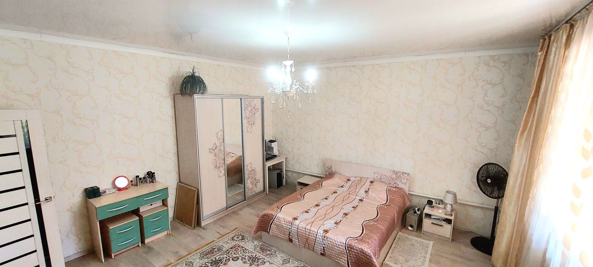 Продам большой  дом