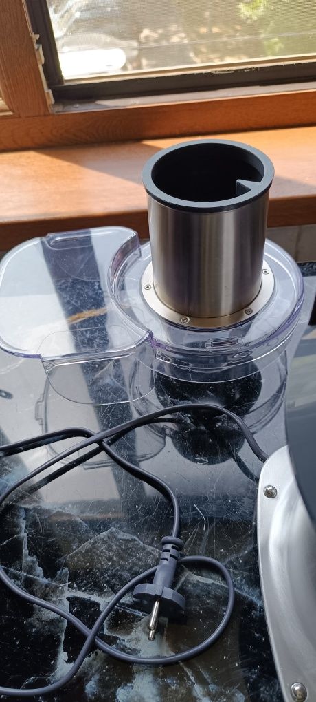 Соковыжималка KENWOOD JE850 серебристый