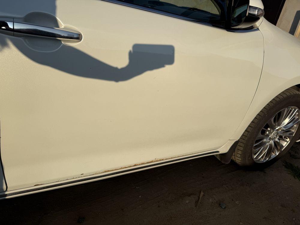 Дверь toyota camry 50
