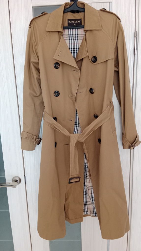 Плащ женский фирма burberry