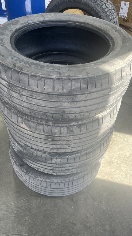 Авто  шина 235 60 R18