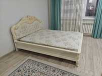 Двуспальная кровать в спальную