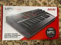 Midi клавиатура Akai mpk 3