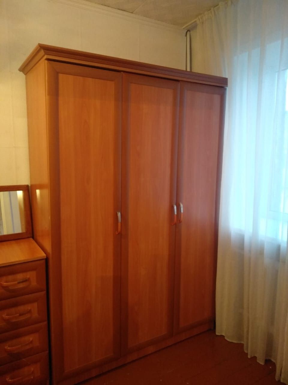 Продам двух комнатную квартиру
