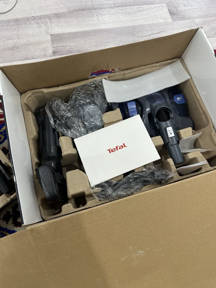 Продаётся пылесос Tefal X-Force Flex 12.60