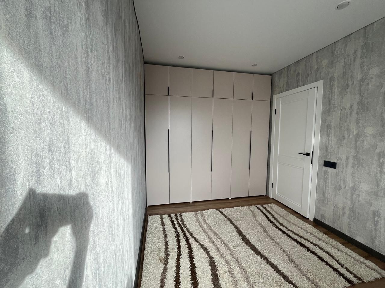 Продам 2-× комнатную квартиру
