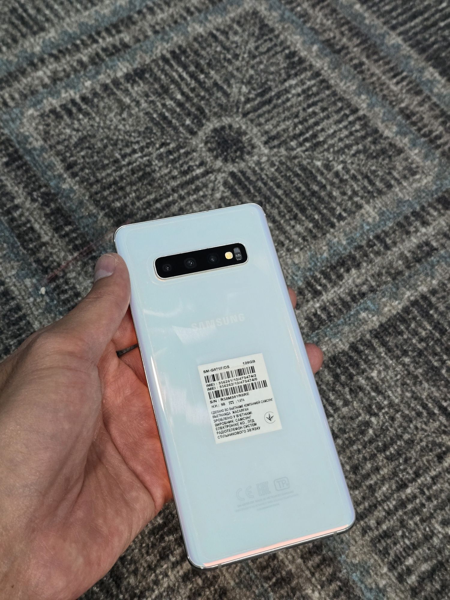Samsung S10 Plus 128гб