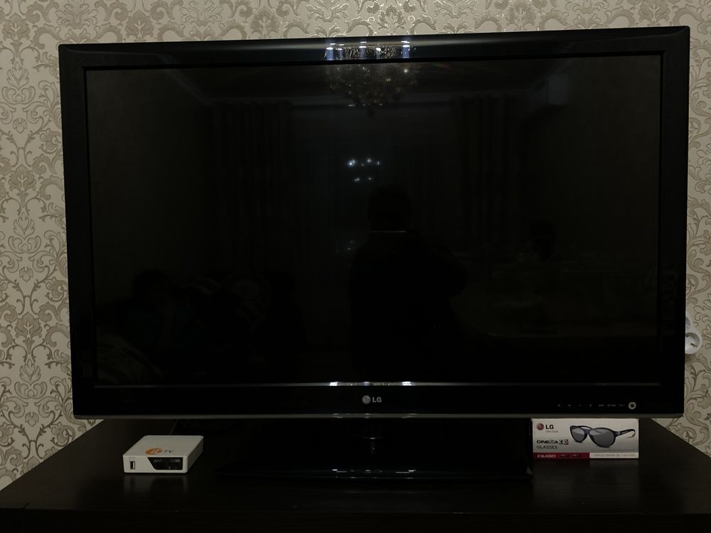 Срочно продам телевизор LG очень в хорошем состояний. Диагональ 109