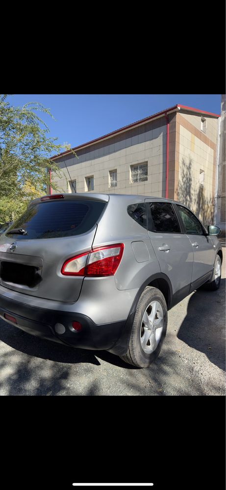 Продам qashqai 2011года срочно