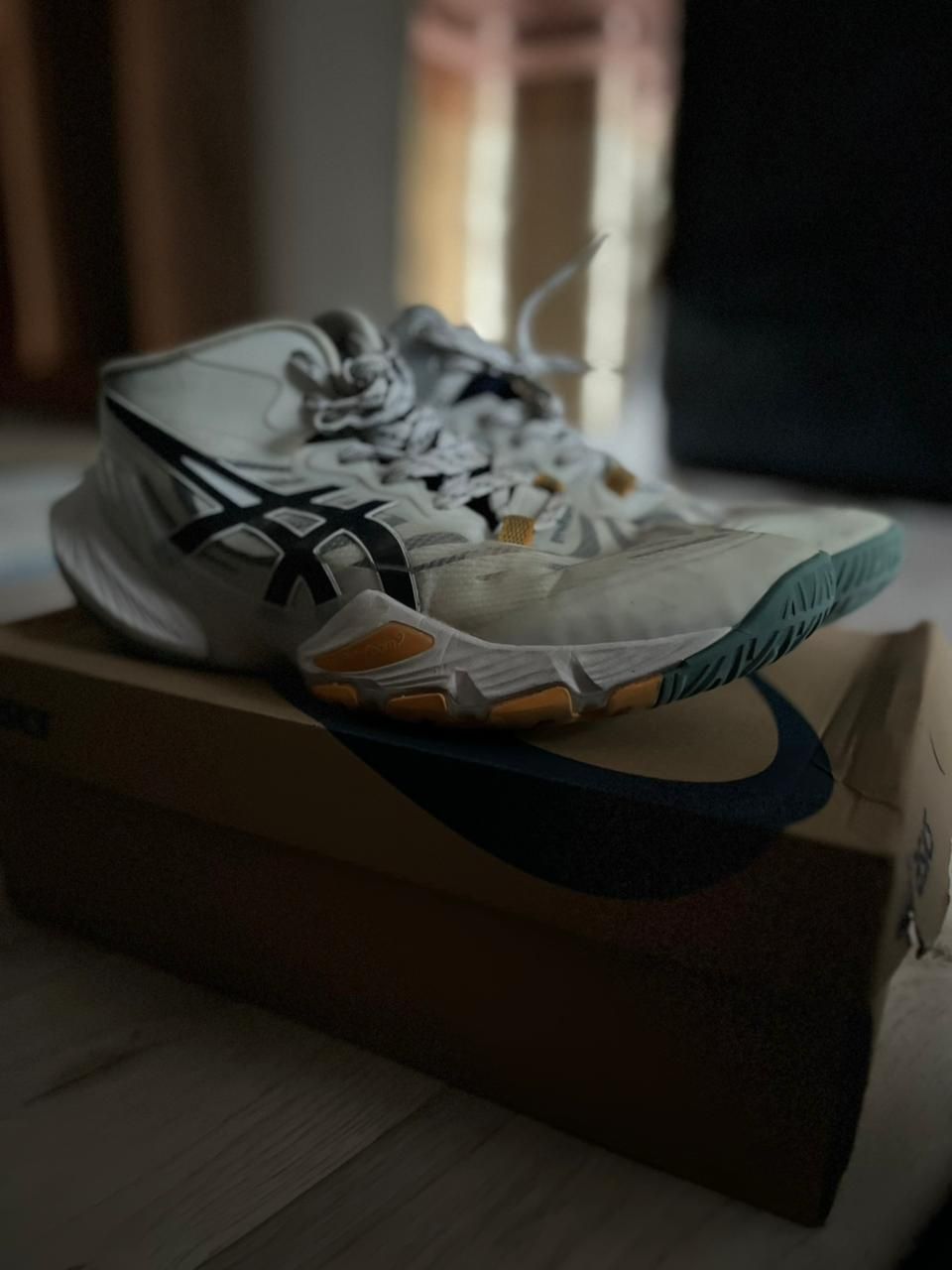 Asics кросовкий 40размер