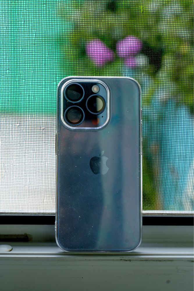 Продам iphone 15 pro 128 гб