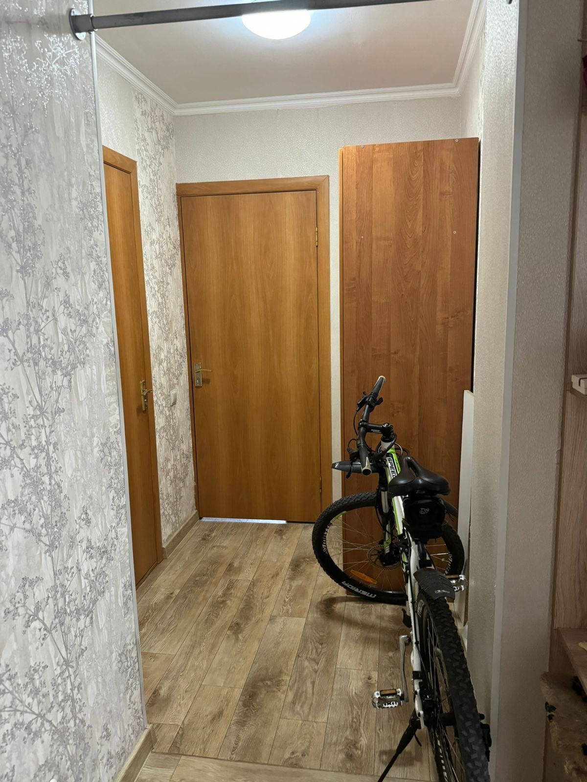 Кенесары 70а квартира