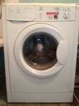 Продам стиральную машину Indesit