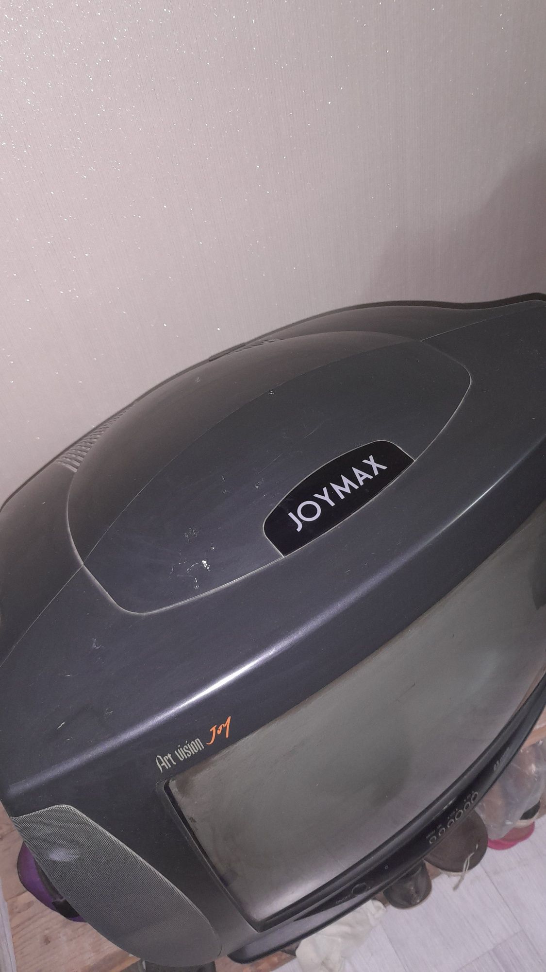 Продам телевизор