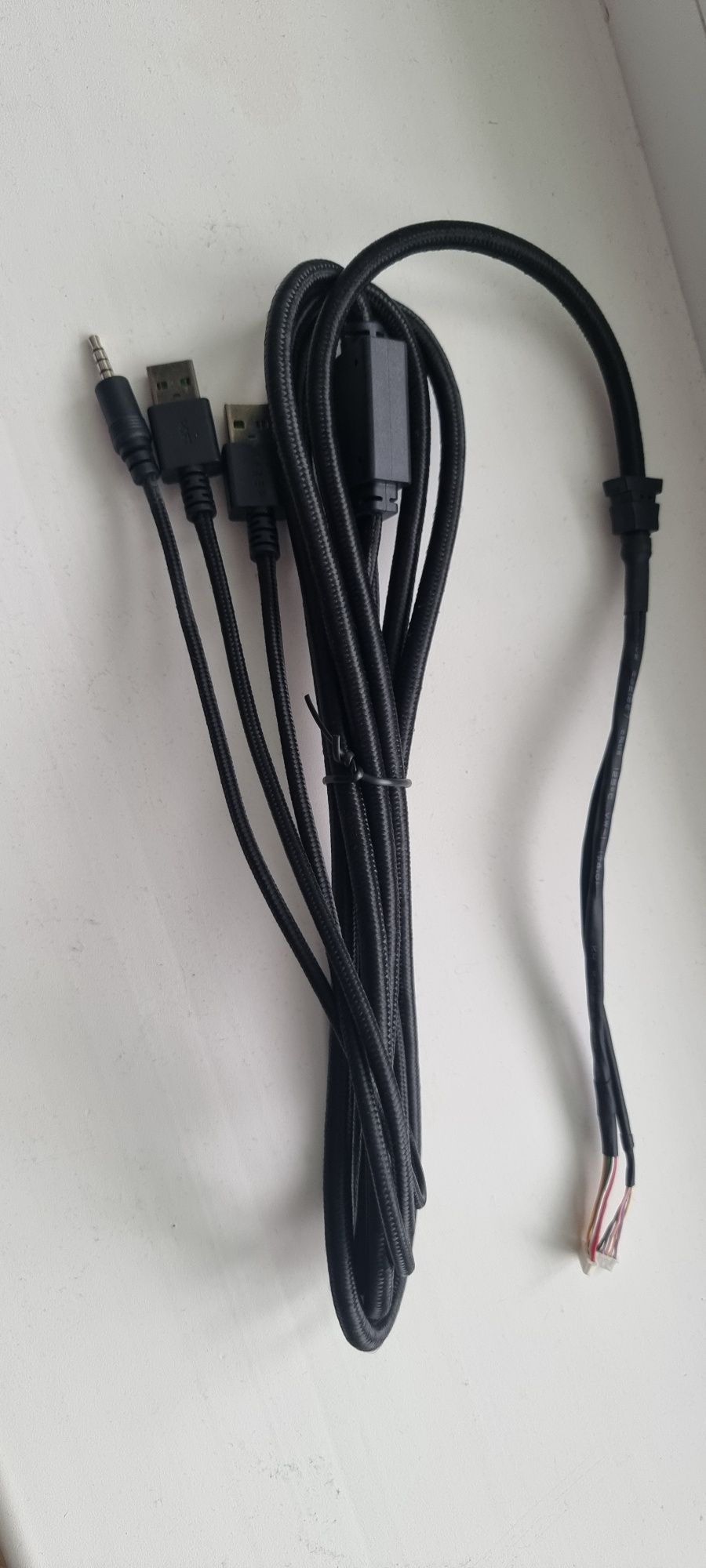 Продается провод, от клавиатуры Razer