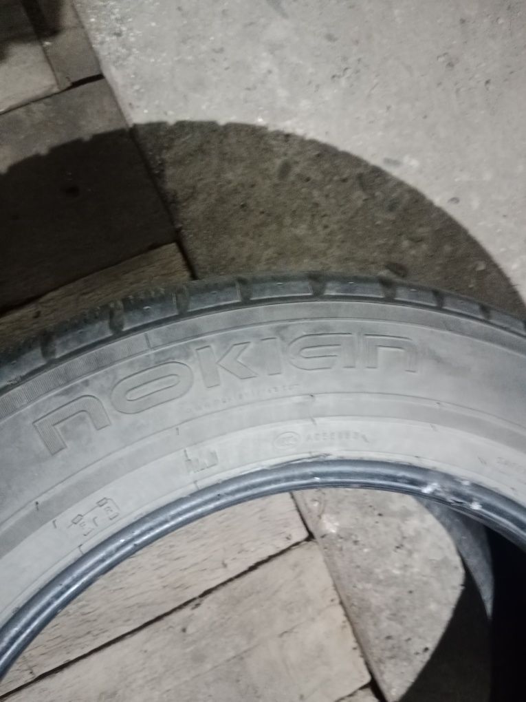 Продам шины, Нокиан 225/60/17