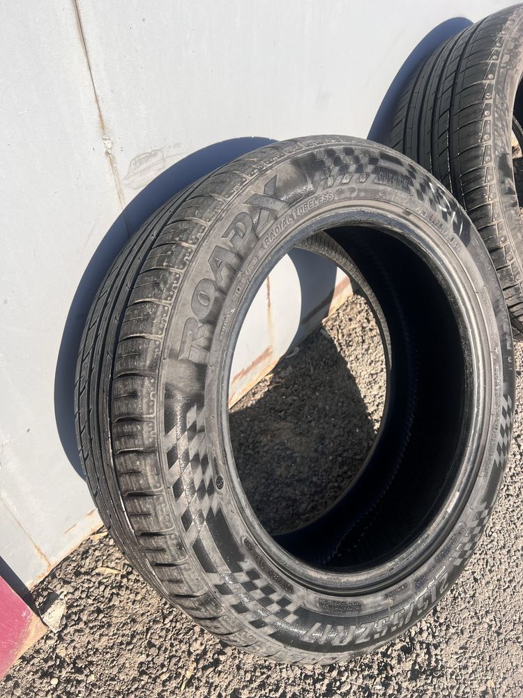 Автошины 215/55 R 17 ROADX