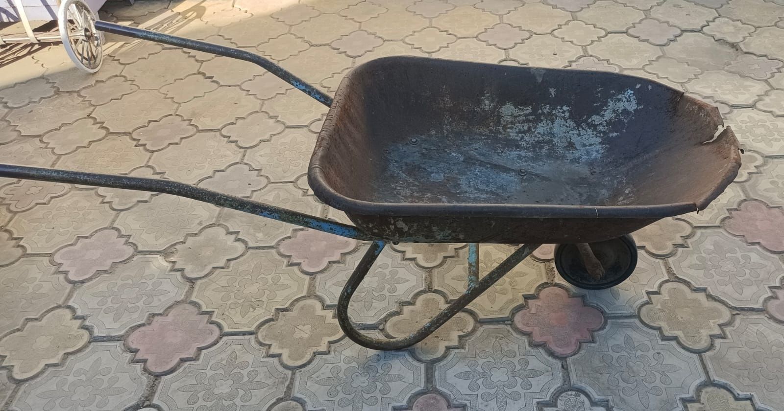 Продам тележку б/у