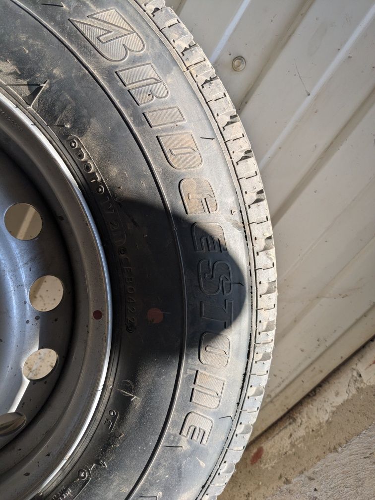 Bridgestone r 16 205/80