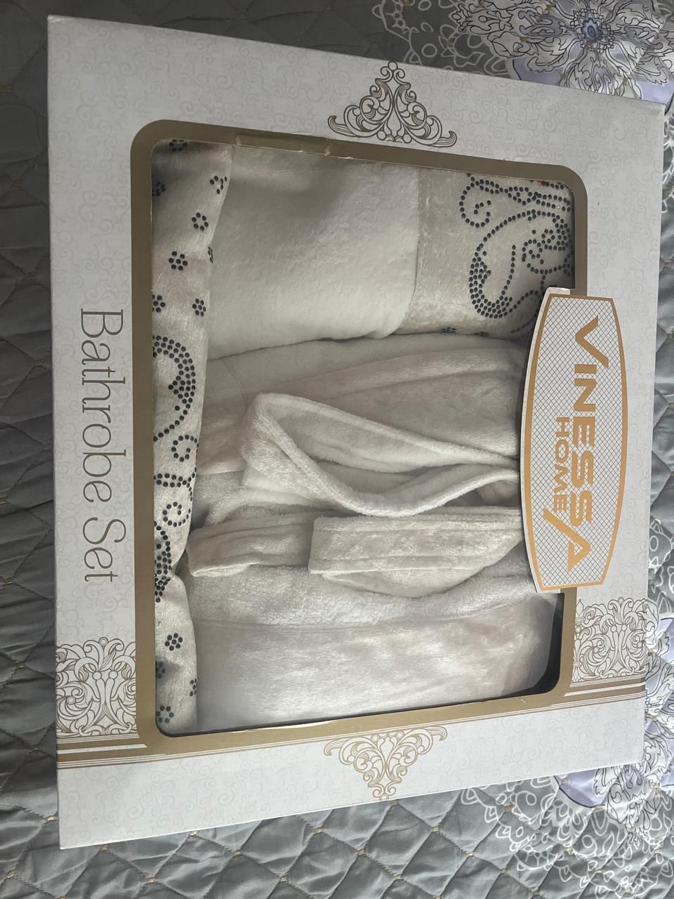 Махровый халат vinessa home белый в комплекте с полотенцемаи