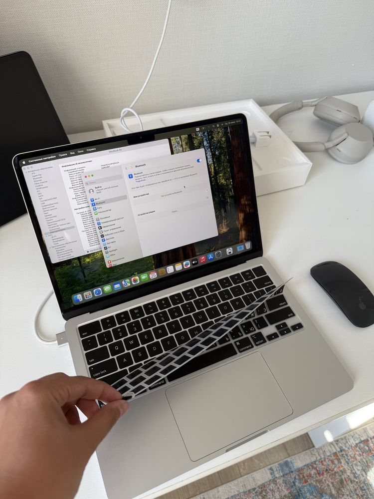 Macbook air m3 2024 года 100% акб 256 gb 8 озу