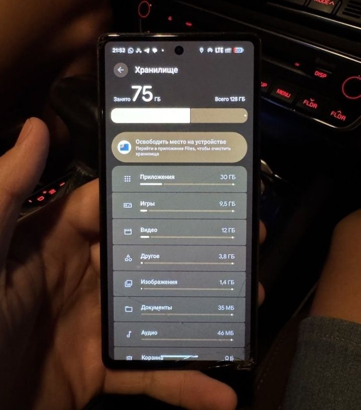 Продаю google pixel 6a смартфон