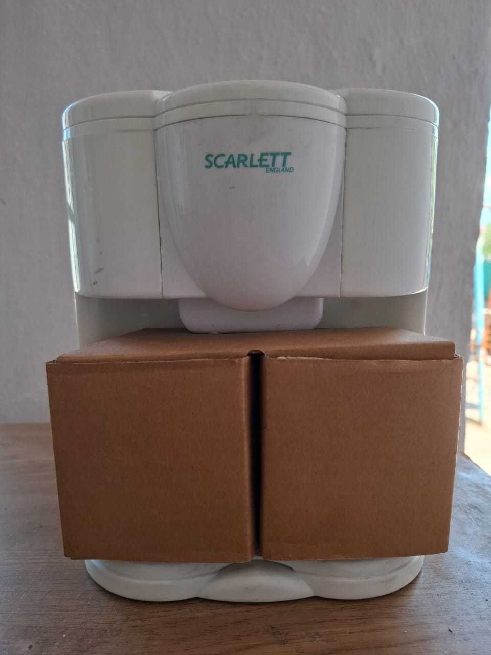 Кофеварка Scarlett SC-032