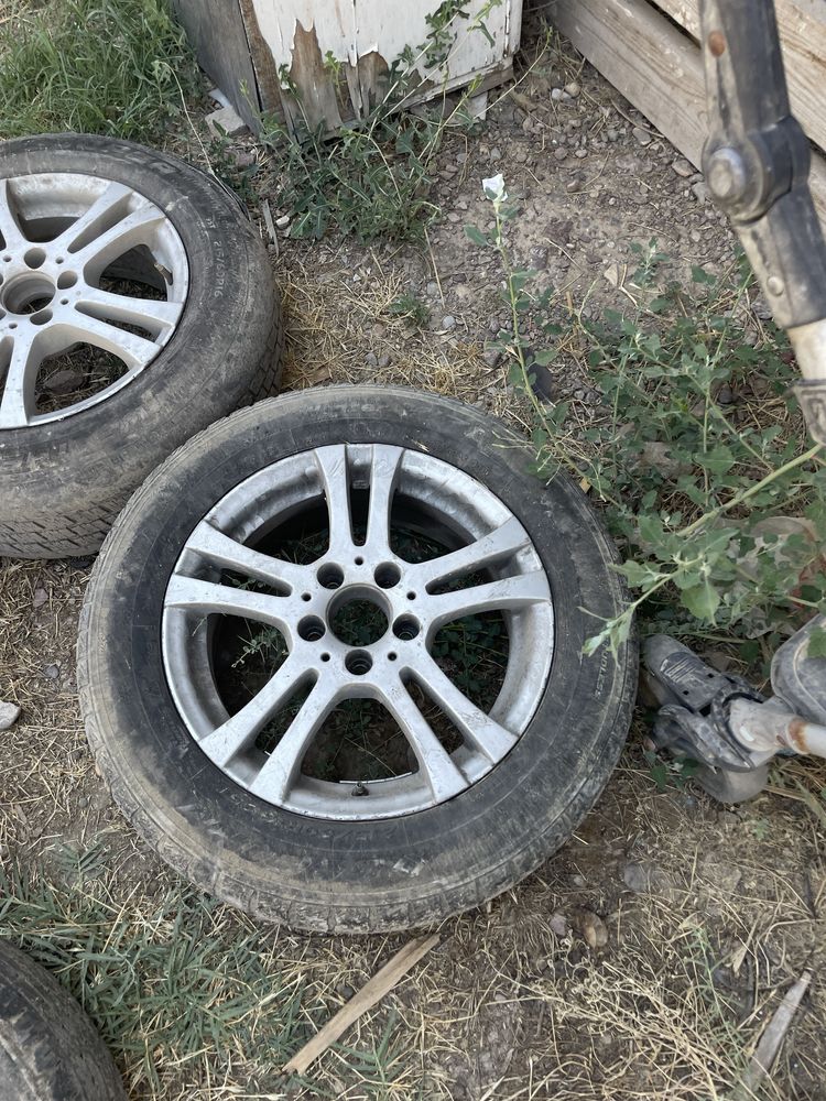 Авто шина и диск б/у 215/60/R16