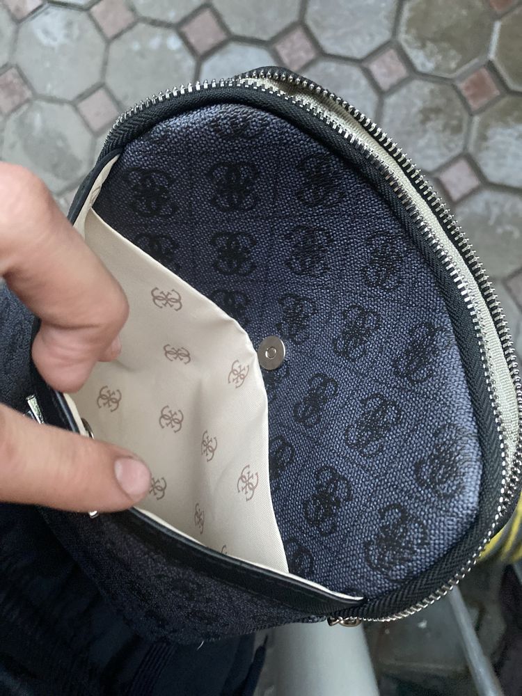 Сумка Guess(хорошее качество)