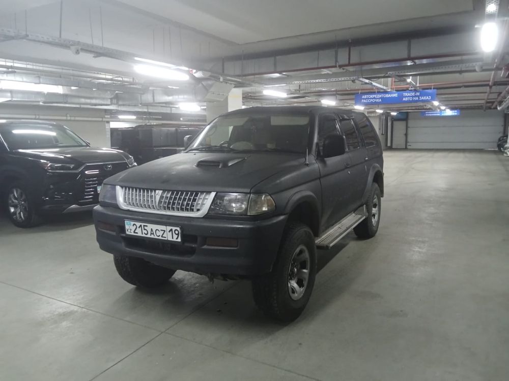 Продам Mitsubishi Challennger