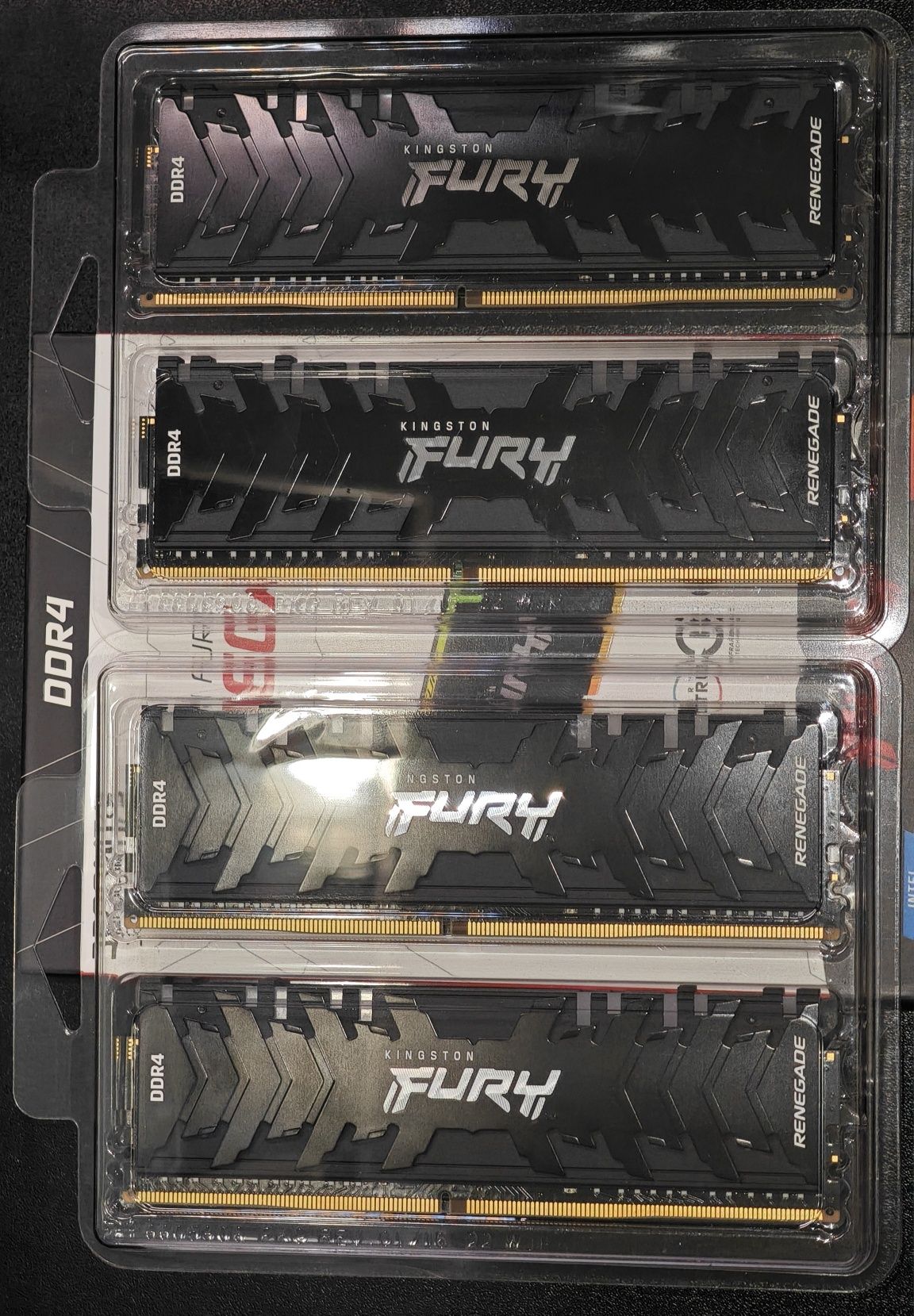 ОЗУ 32GB DDR4 Kingston Fury Renegade 4x8GB C16 3200