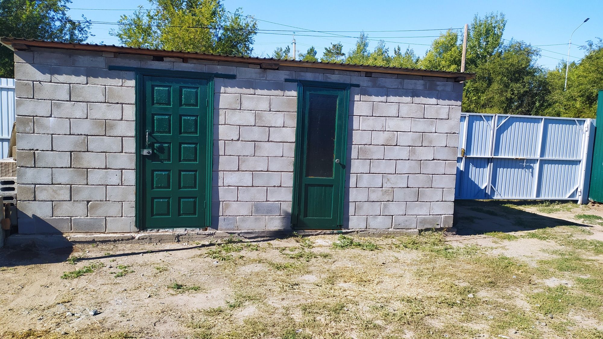 Продам дом на Радиозаводе,вдоль Омской трассы