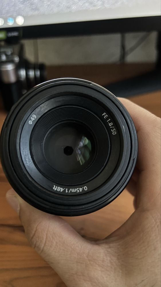 Объектив Sony 50mm f/1.8