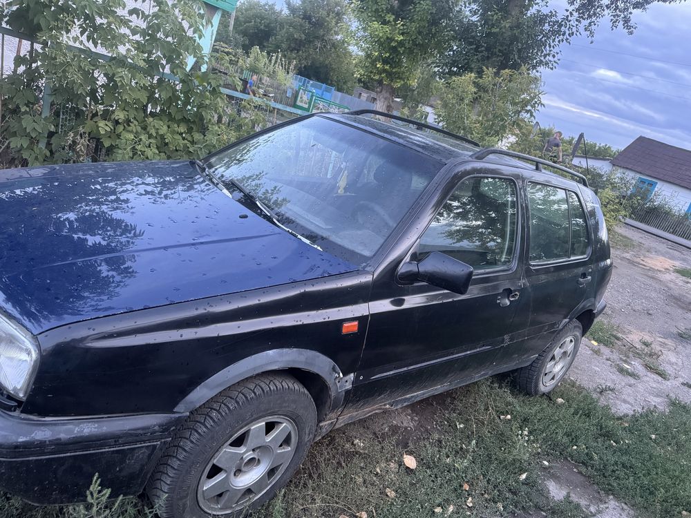 Golf 3  -  1.8 объем 1992 года