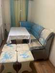 Продам стол, угловой диван,4 табуретки
