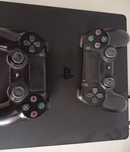 Play station 4 slim