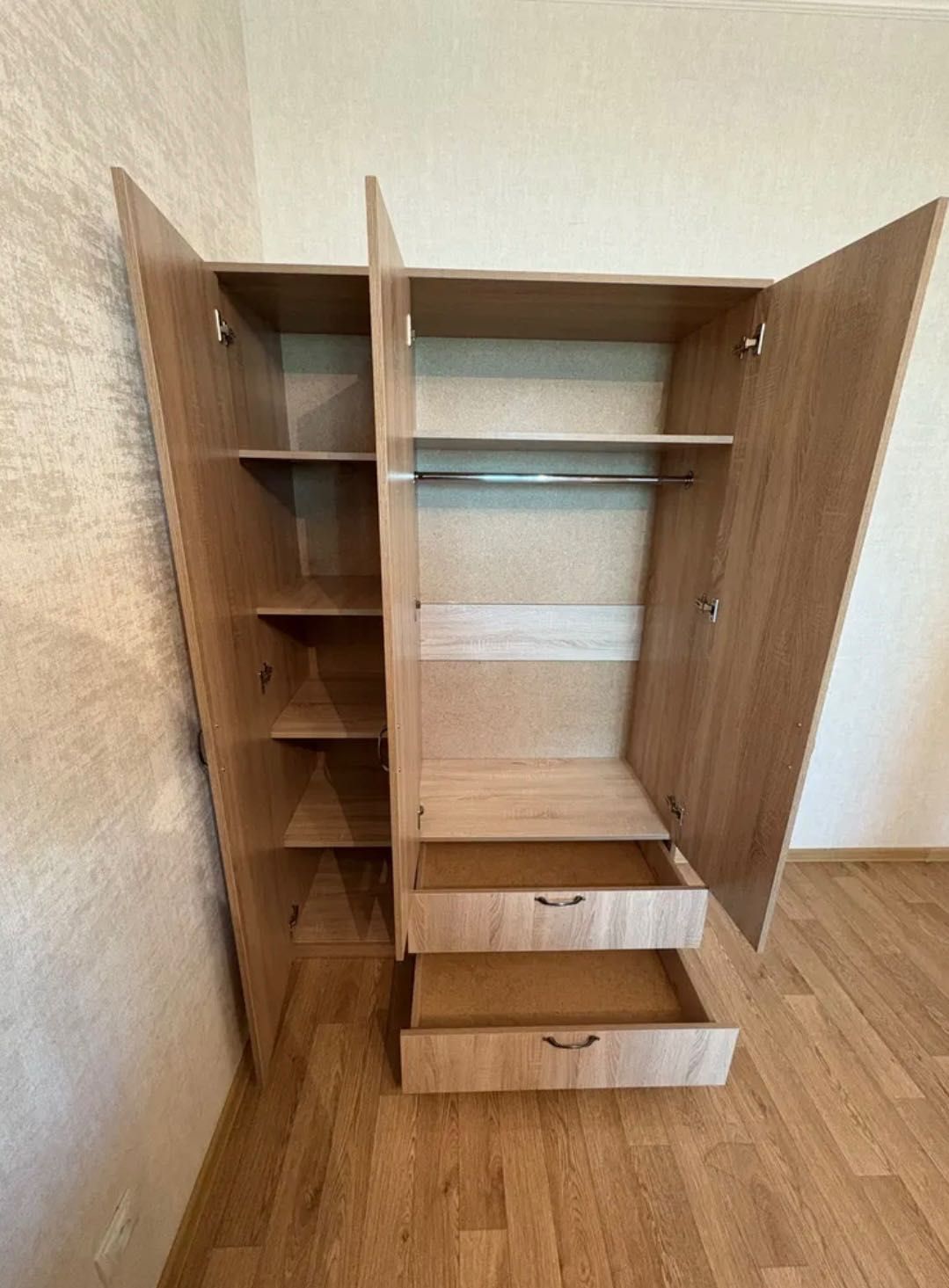Шкаф и комод в нормальном состоянии
