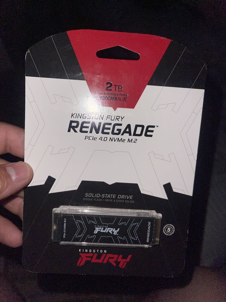 Продам ssd m2 kingston furi 2t